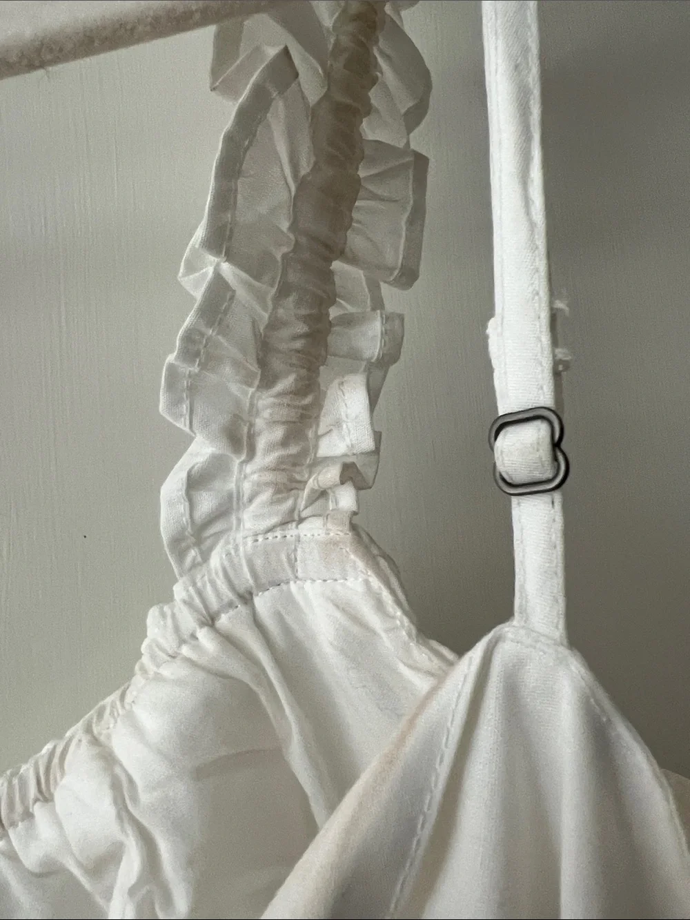 Abercrombie & Fitch White Ruffle Strap Maxi Dress